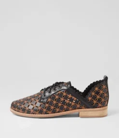 Allosier Black Tan Leather Lace Up Flats