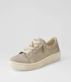 Amelia Muschel Beige Suede Sneakers