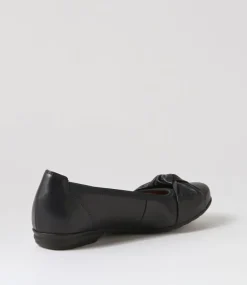 Barbel Night Leather Ballet Flats