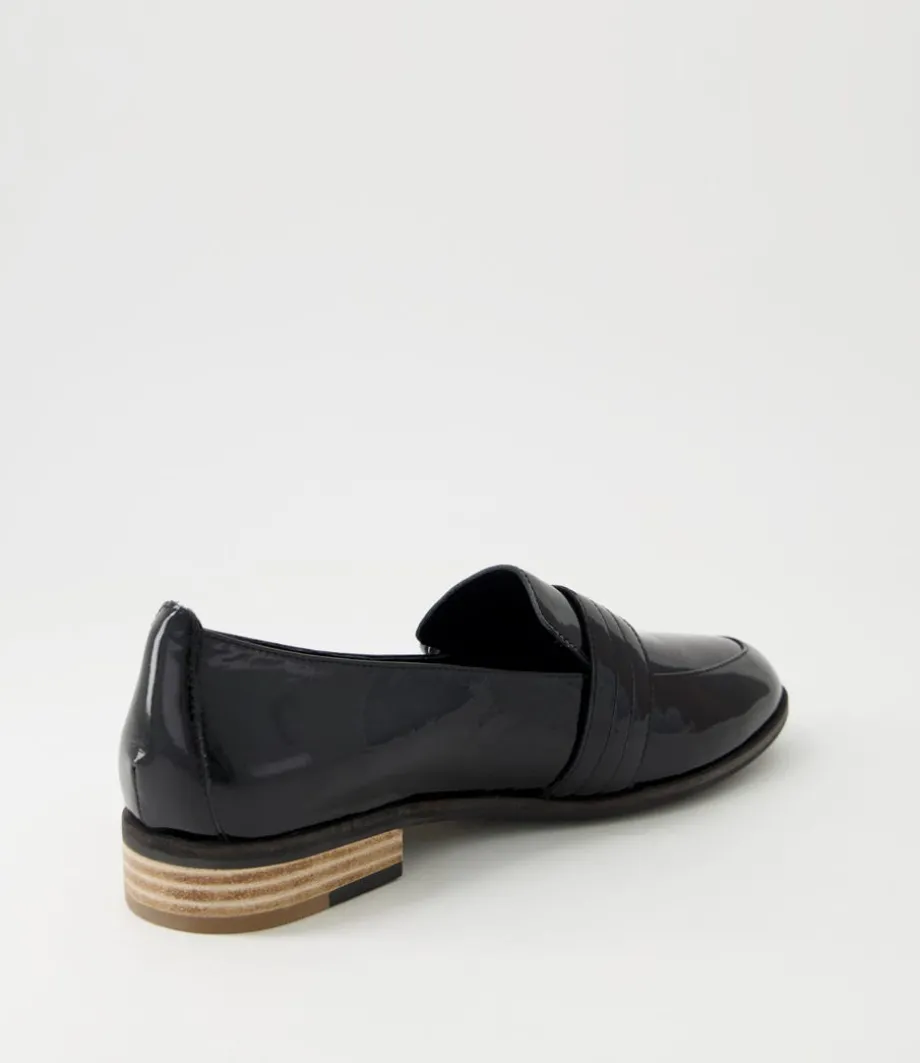 Benza Black Wrinkle Patent Leather Flat Shoes