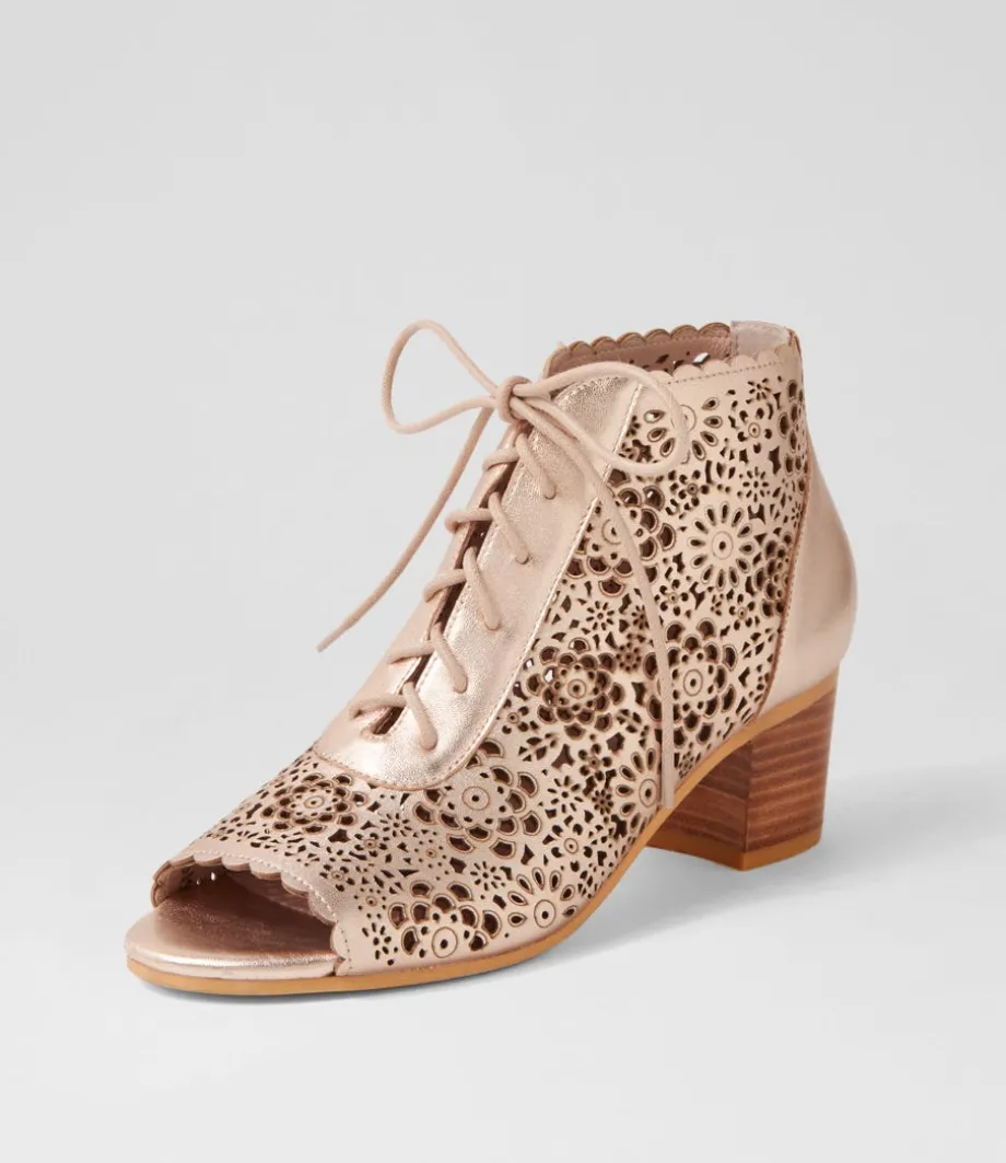 Bonzza Lrg Pale Rose Gold Leather Sandals