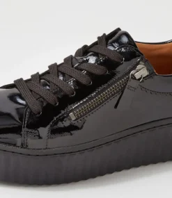 Carmelia Schwarz Patent Leather Sneakers