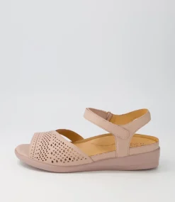 Daewon W Blush Leather Sandals