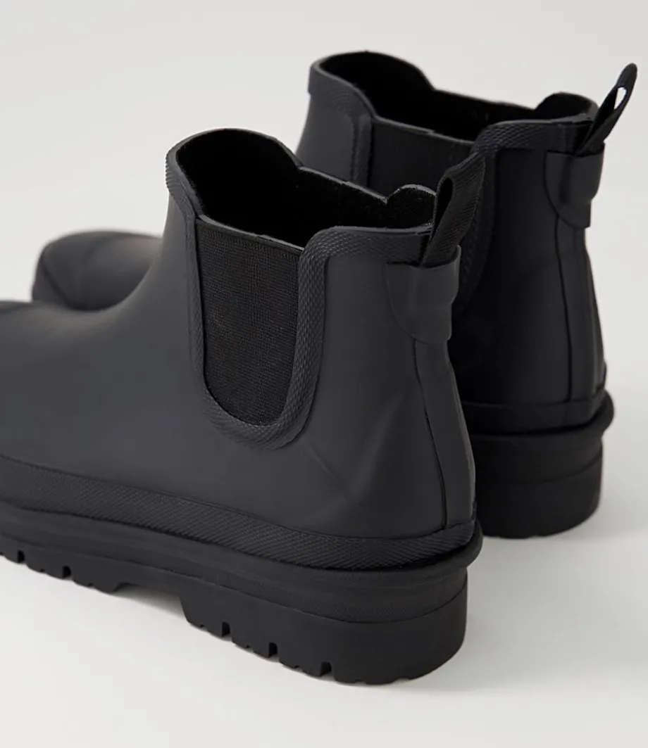 Everlane Black Gumboot Ankle Boots