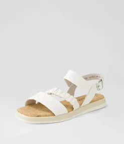 Fico Latte Leather Sandals