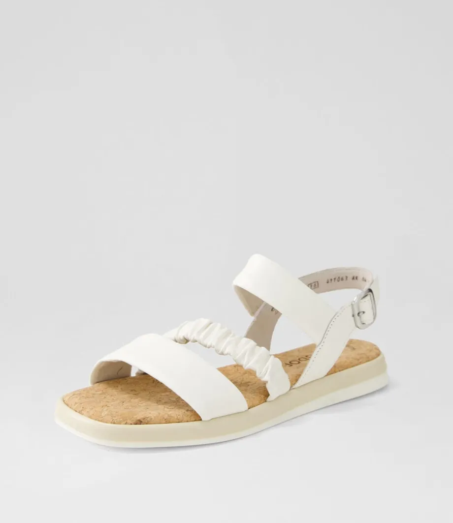 Fico Latte Leather Sandals
