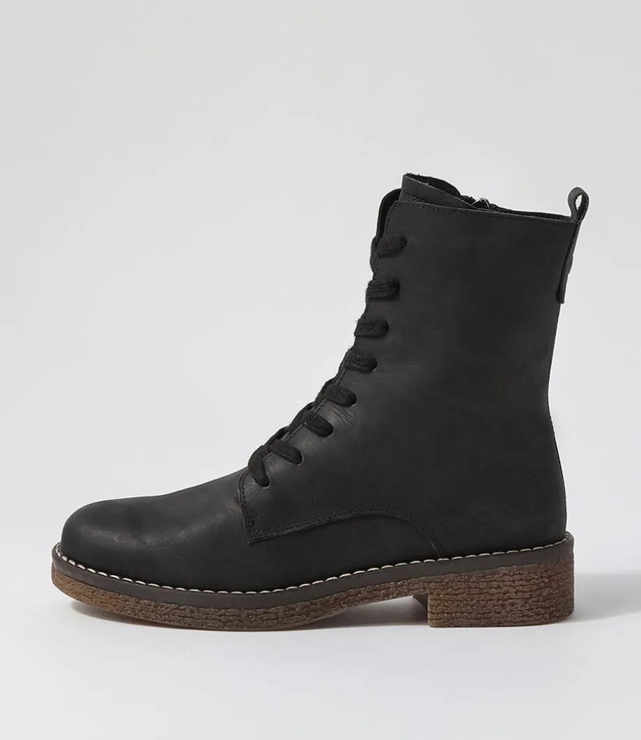 Gipsiee Black Leather Ankle Boots