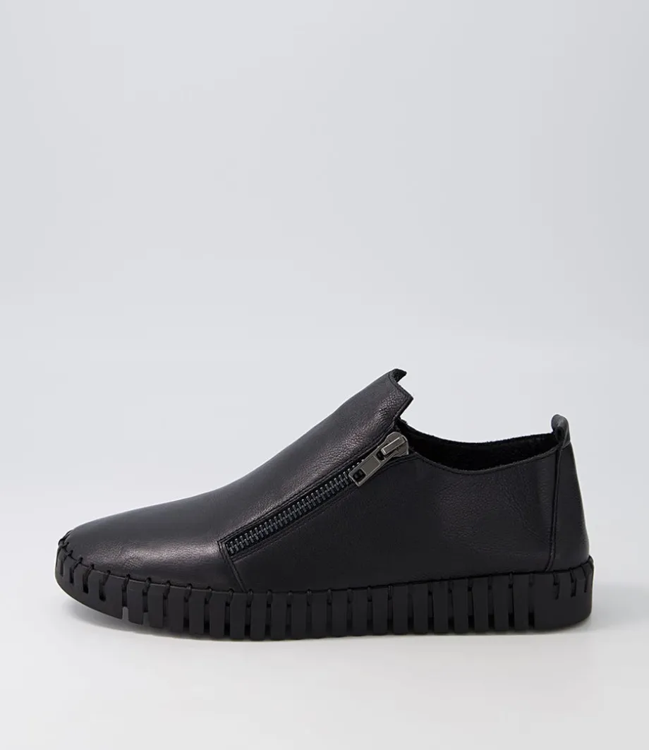 Havika Black Leather Sneakers