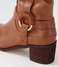 Hoyo Cognac Leather Ankle Boots