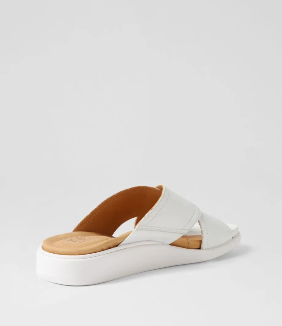 Iyolo W White Leather Slides