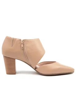 Naja Su Nude Leather