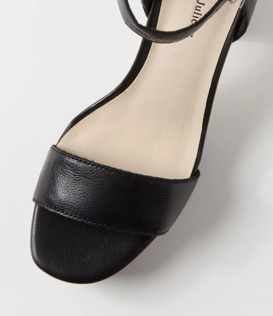 Oita Black Leather Sandals