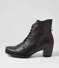 Petunia Schwarz Leather Lace Up Boots