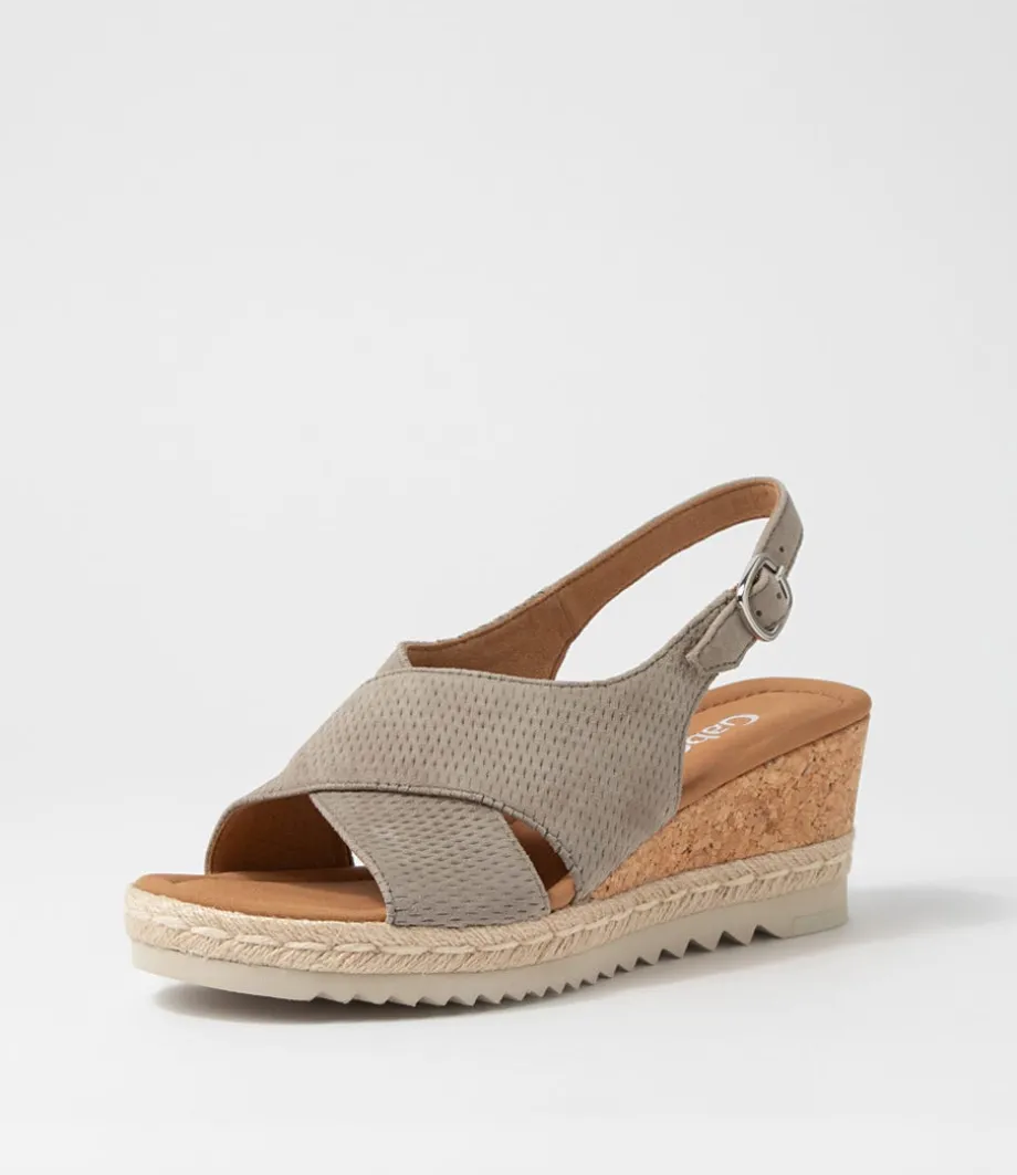 Quai Schilf Suede Sandals