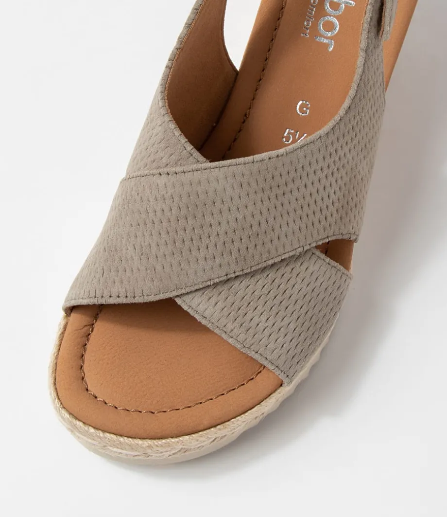Quai Schilf Suede Sandals
