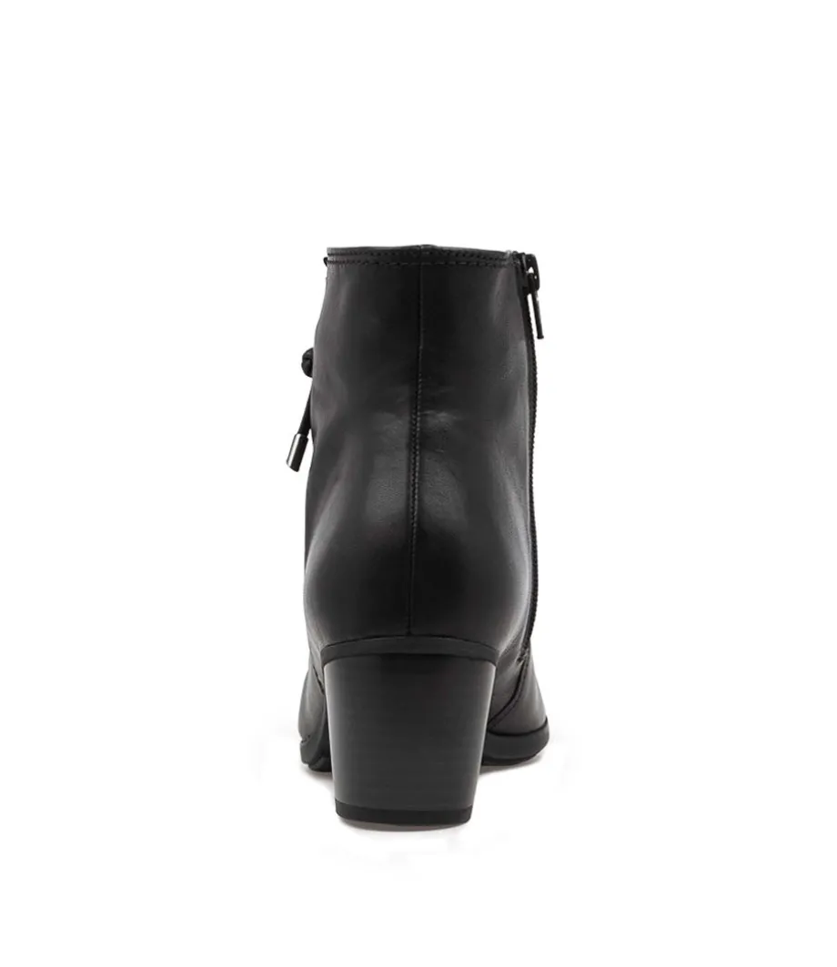 Rena Schwarz Leather Ankle Boots