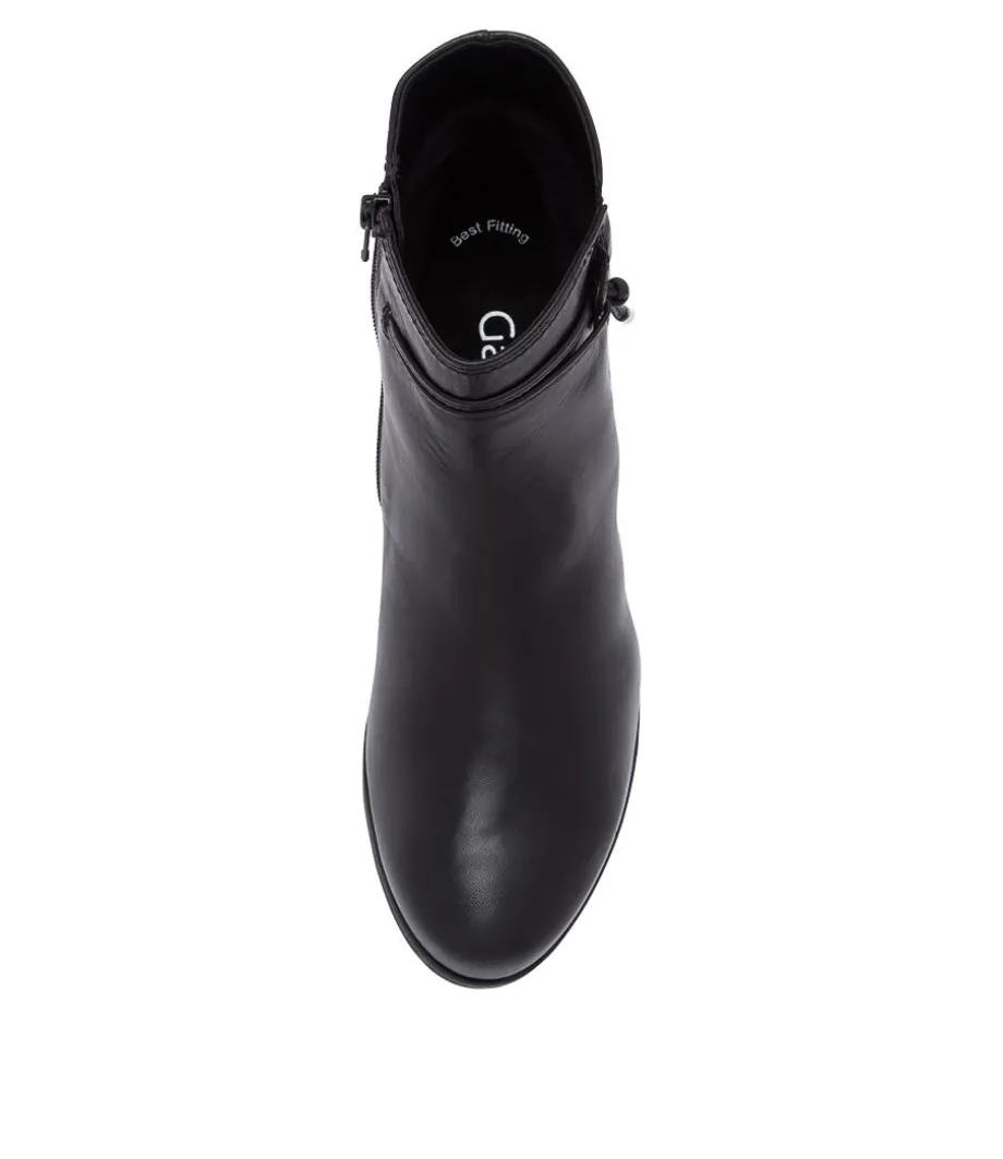 Rena Schwarz Leather Ankle Boots