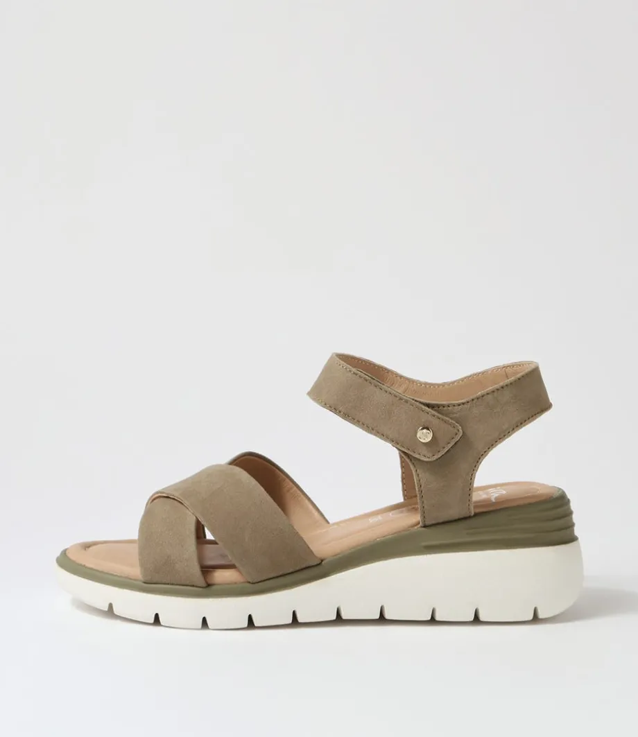 Rimini 32 Pistachio Leather Sandals