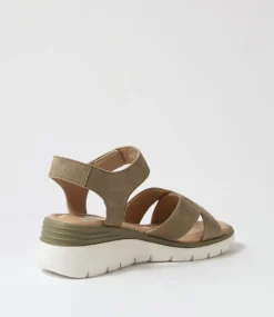Rimini 32 Pistachio Leather Sandals