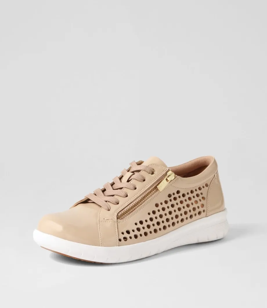 Shovo Xf Latte Wrinkle Patent Sneakers