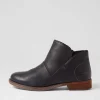 Sienna 81 Black Leather Chelsea Boots