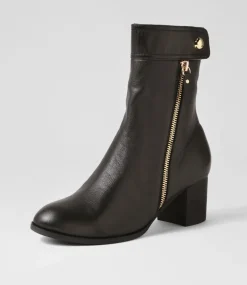 Skyy Black Leather Chelsea Boots