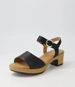 Solche Schwarz Gold Leather Sandals