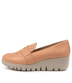 Wendie Nude Leather