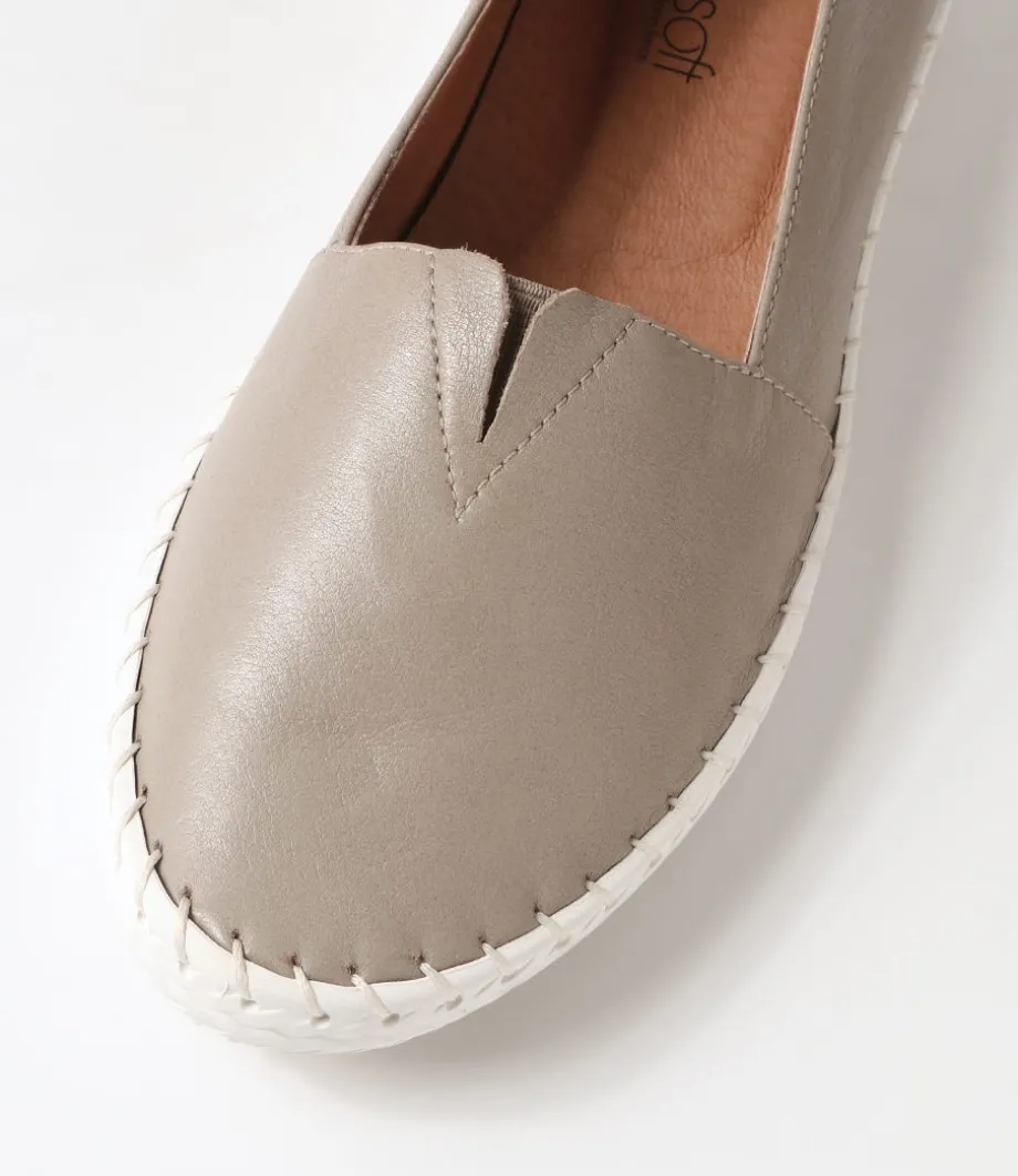 Wicker Mushroom Leather Loafers
